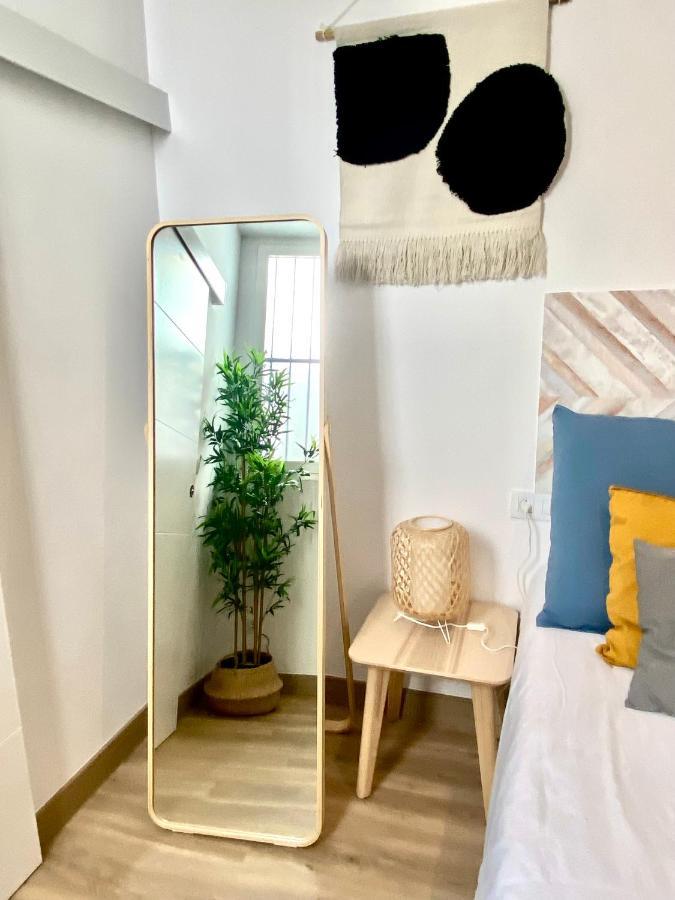 Inocentes Suite Sevilla Buitenkant foto